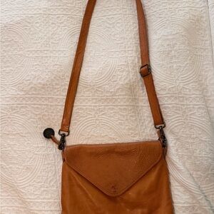 Wanderers Travel Co Marseille Tan Leather Crossbody Bag
